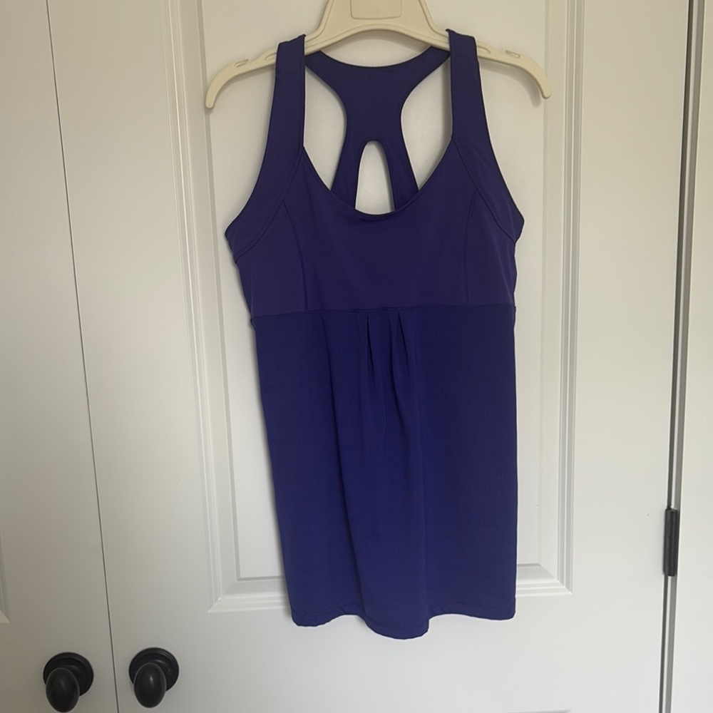 Old Navy Fitted Cut Out Tank Top